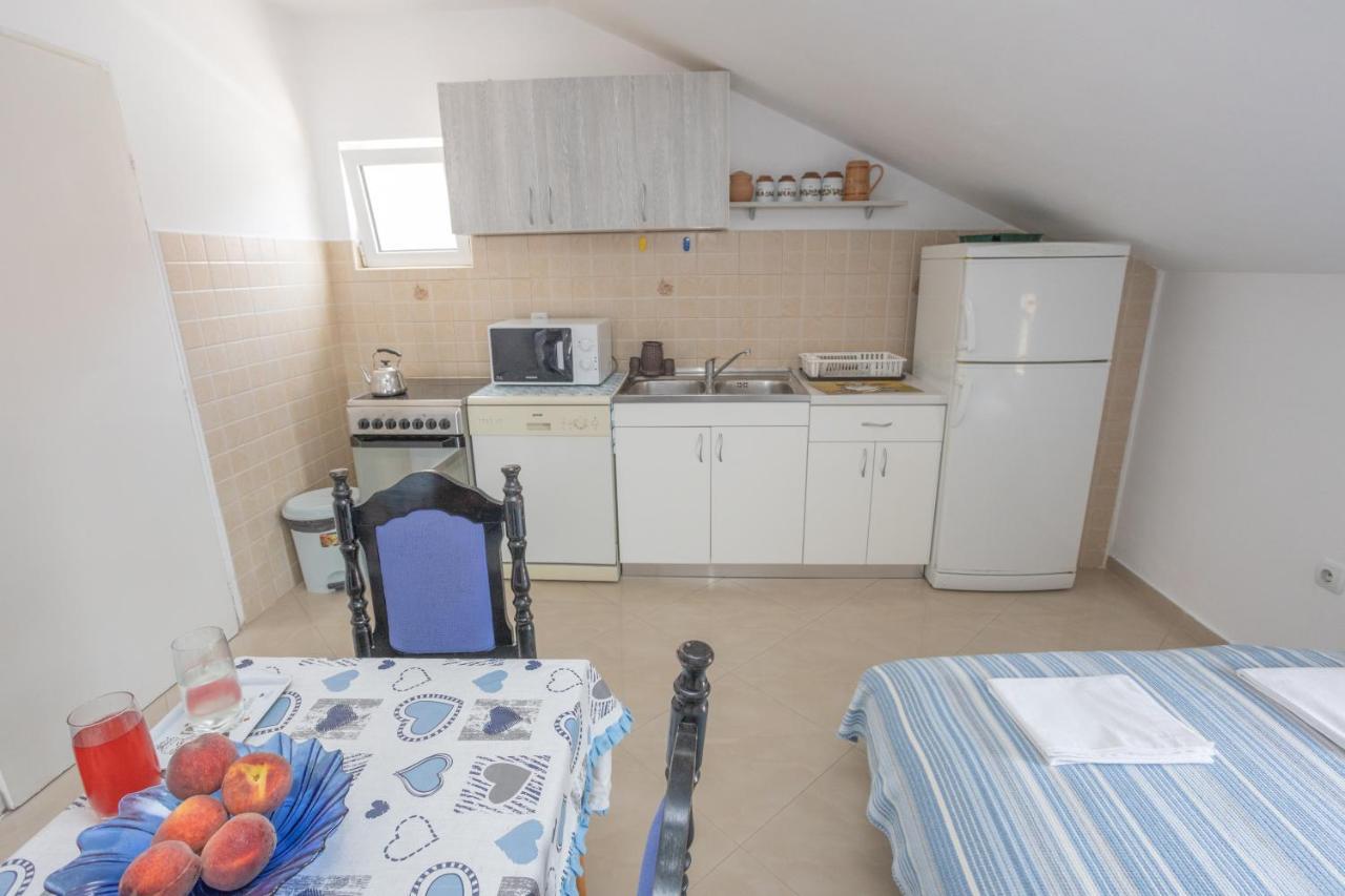 Adriana Apartments Herceg Novi Esterno foto