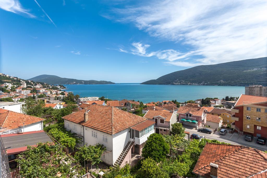 Adriana Apartments Herceg Novi Esterno foto
