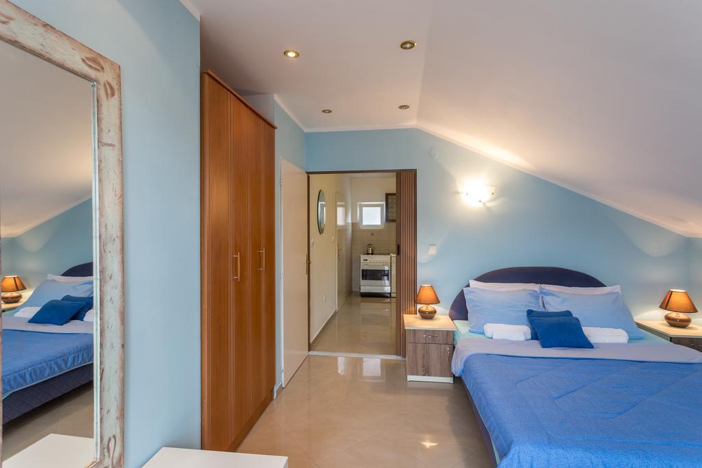 Adriana Apartments Herceg Novi Esterno foto