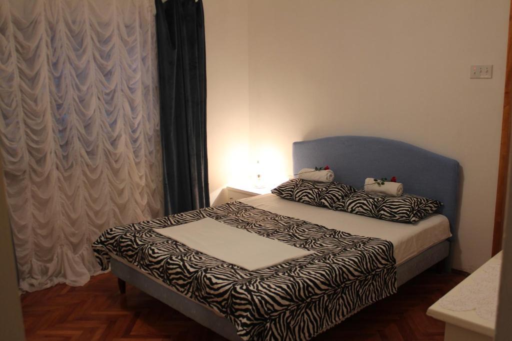 Adriana Apartments Herceg Novi Esterno foto